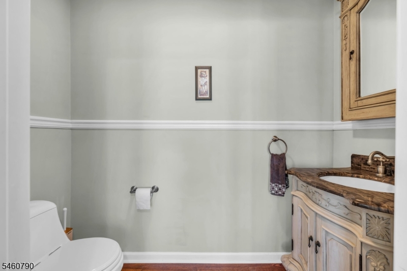 576 Richfield Avenue Kenilworth NJ 07033
