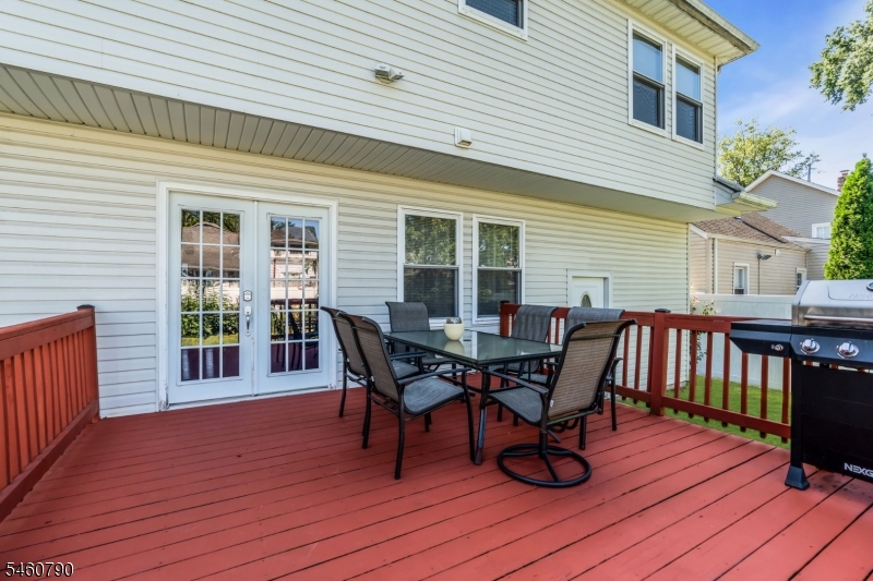 576 Richfield Avenue Kenilworth NJ 07033