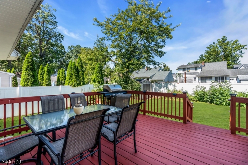 576 Richfield Avenue Kenilworth NJ 07033