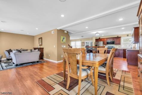 576 Richfield Avenue Kenilworth NJ 07033