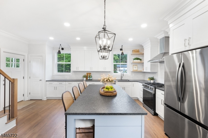39 Madison Trail Hopatcong NJ 07843