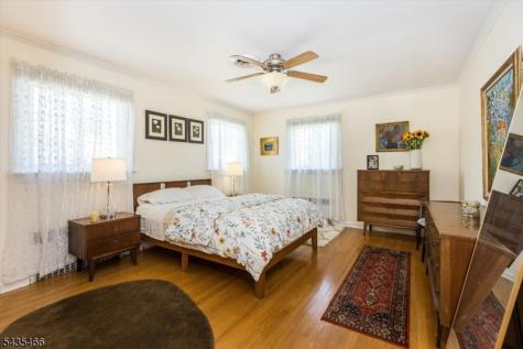 98 Totowa Road Totowa NJ 07512