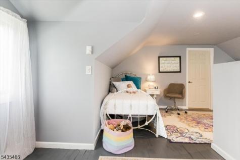 98 Totowa Road Totowa NJ 07512