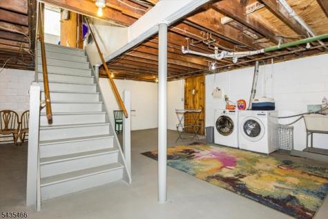 98 Totowa Road Totowa NJ 07512