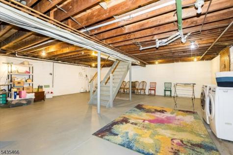98 Totowa Road Totowa NJ 07512