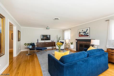 98 Totowa Road Totowa NJ 07512