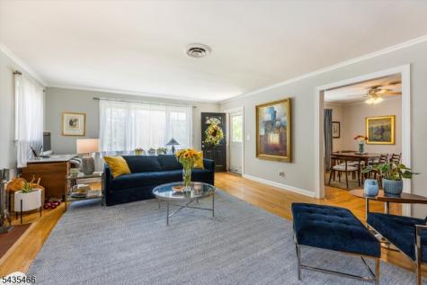 98 Totowa Road Totowa NJ 07512