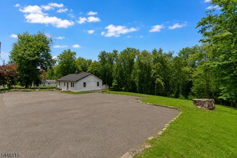74 Hook Mountain Road Montville NJ 07045