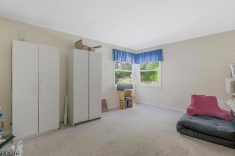 104 Redmont Road Watchung NJ 07069