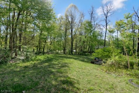 104 Redmont Road Watchung NJ 07069