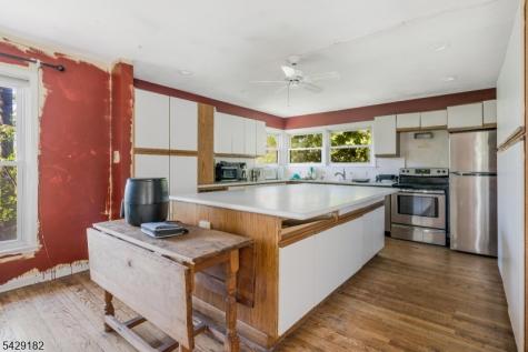 104 Redmont Road Watchung NJ 07069