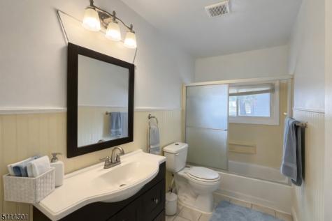 1 Montclair Lane Willingboro NJ 08046