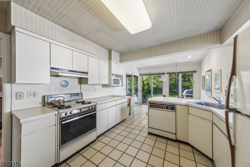 161 Baltusrol Avenue Springfield NJ 07081