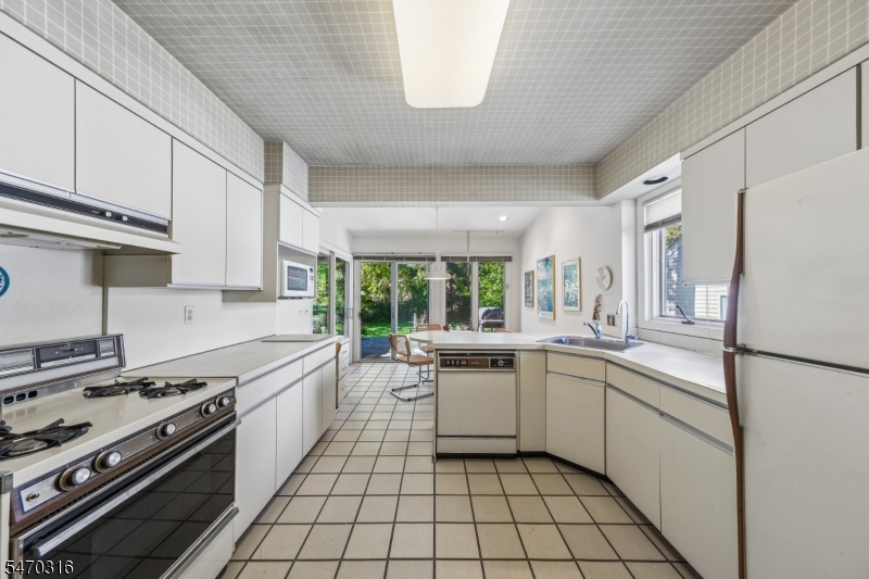 161 Baltusrol Avenue Springfield NJ 07081