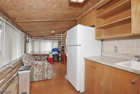 10 Echo Lane West Milford NJ 07480