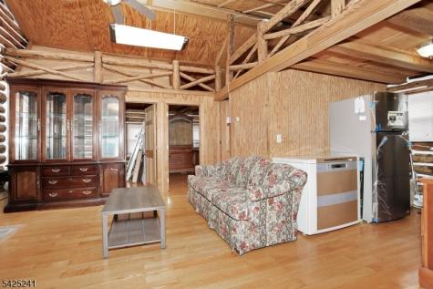 10 Echo Lane West Milford NJ 07480