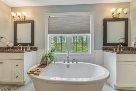 40 Quakertown Road Franklin NJ 08867