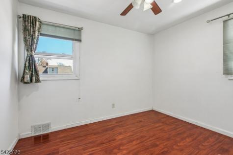 33 Adams Street Woodbridge NJ 08830