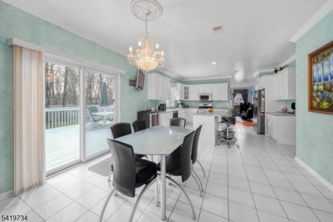 6 Breanne Court East Hanover NJ 07936