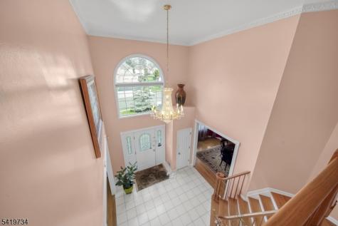 6 Breanne Court East Hanover NJ 07936