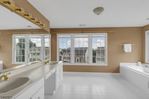 16 Bedford Drive Bernards NJ 07920