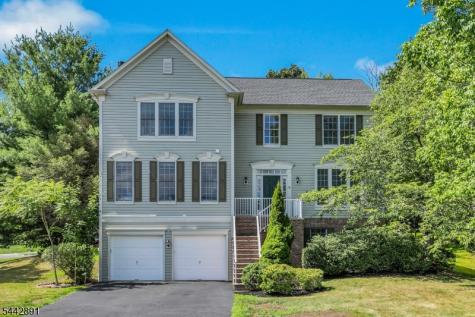 16 Bedford Drive Bernards NJ 07920
