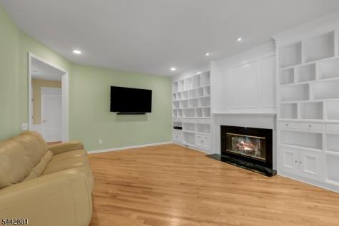 16 Bedford Drive Bernards NJ 07920