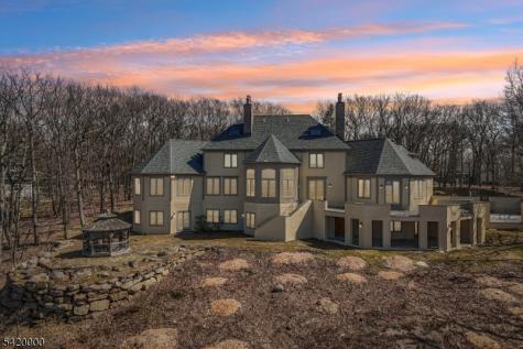 29 Hilltop Road Kinnelon NJ 07405