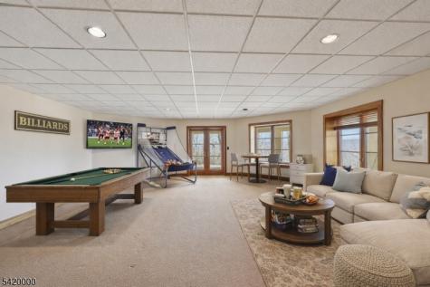 29 Hilltop Road Kinnelon NJ 07405