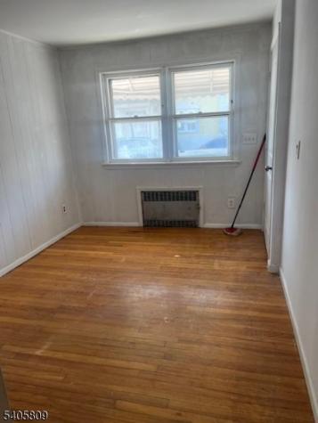 279 New York Avenue Newark NJ 07105