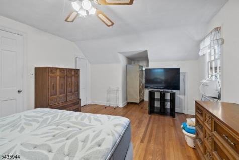 433 Mount Pleasant Avenue West Orange NJ 07052