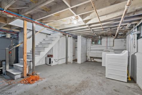 433 Mount Pleasant Avenue West Orange NJ 07052
