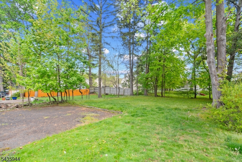 433 Mount Pleasant Avenue West Orange NJ 07052