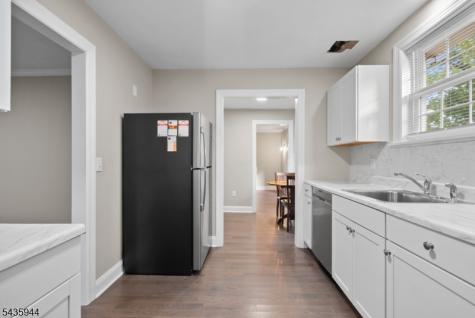433 Mount Pleasant Avenue West Orange NJ 07052
