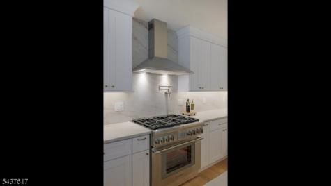 196 Vinton Circle Fanwood NJ 07023