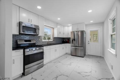 347 Livingston Road Linden NJ 07036