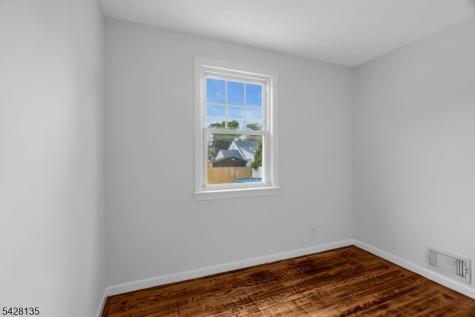 347 Livingston Road Linden NJ 07036