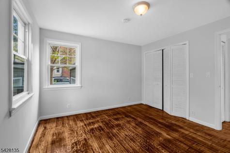 347 Livingston Road Linden NJ 07036
