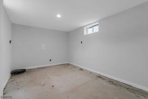 347 Livingston Road Linden NJ 07036