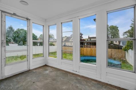 347 Livingston Road Linden NJ 07036