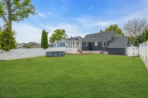 347 Livingston Road Linden NJ 07036