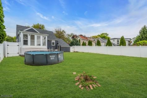 347 Livingston Road Linden NJ 07036