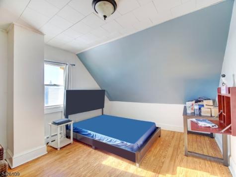26 E 49th Street Bayonne NJ 07002