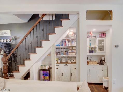 26 E 49th Street Bayonne NJ 07002