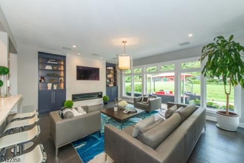 181 Boulevard Mountain Lakes NJ 07046
