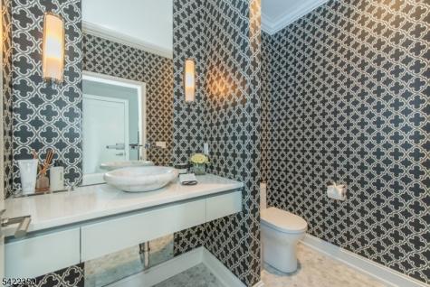 181 Boulevard Mountain Lakes NJ 07046