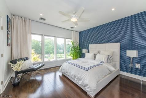 181 Boulevard Mountain Lakes NJ 07046