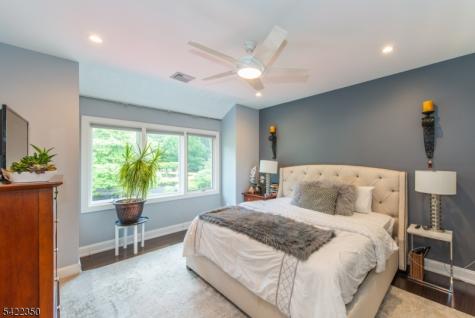 181 Boulevard Mountain Lakes NJ 07046