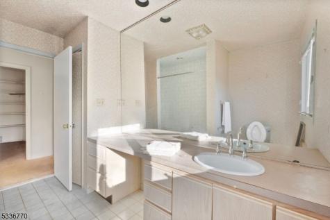 20 Hidden Glen Road Upper Saddle River NJ 07458