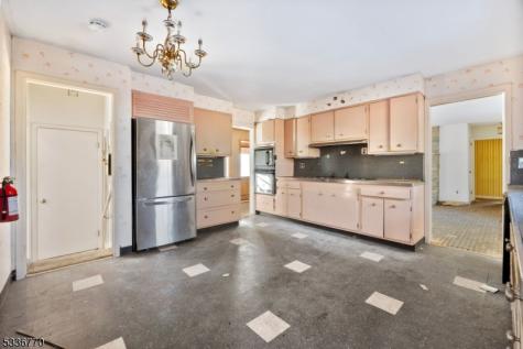 20 Hidden Glen Road Upper Saddle River NJ 07458